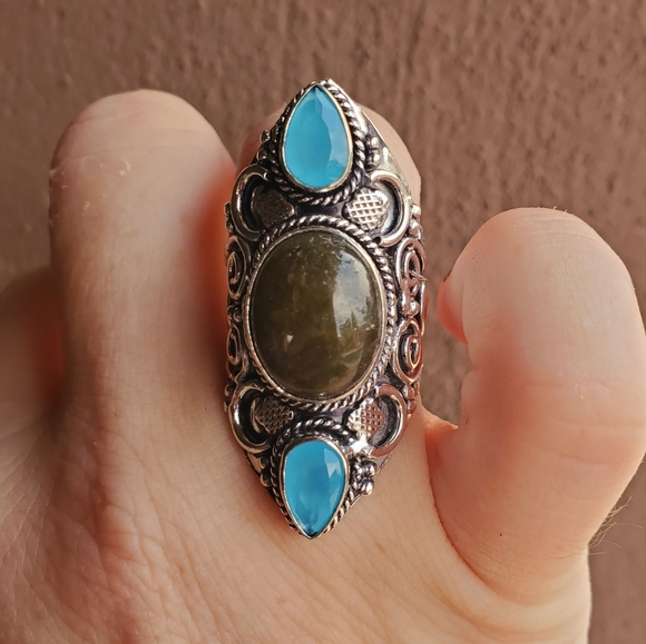 New Labradorite & Chalcedony 925 Silver Statement Ring. - Picture 10 of 15